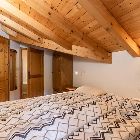 Chalet Spacieux Avec Sauna Et Wifi Aux Gets - Fr-1-671-259 *